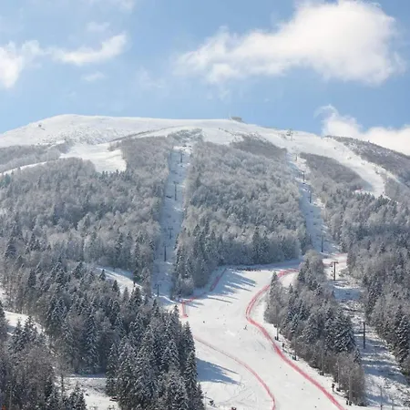 Veyra アパート *